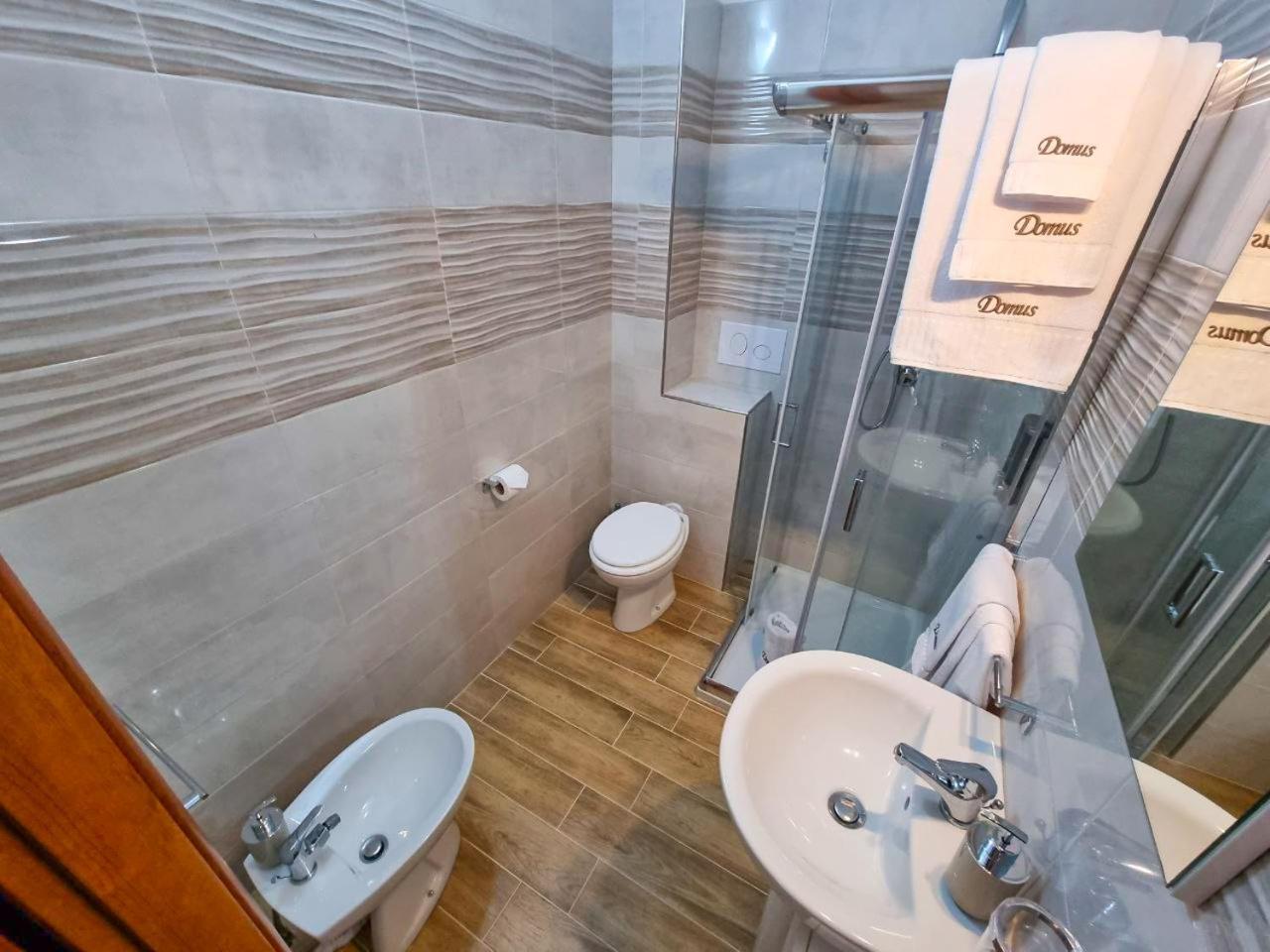 Bb Domus Catanzaro Bed & Breakfast Стая снимка